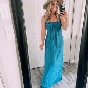 Adelyn Rae Maxi Dress